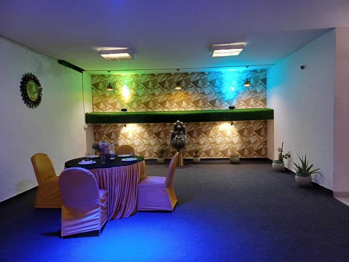 Hotel Elite Sector 45 I Gurgaon Central I Couple Friendly Exterior foto
