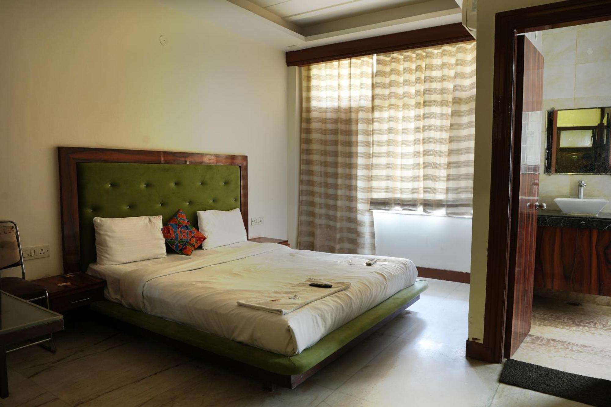 Hotel Elite Sector 45 I Gurgaon Central I Couple Friendly Exterior foto