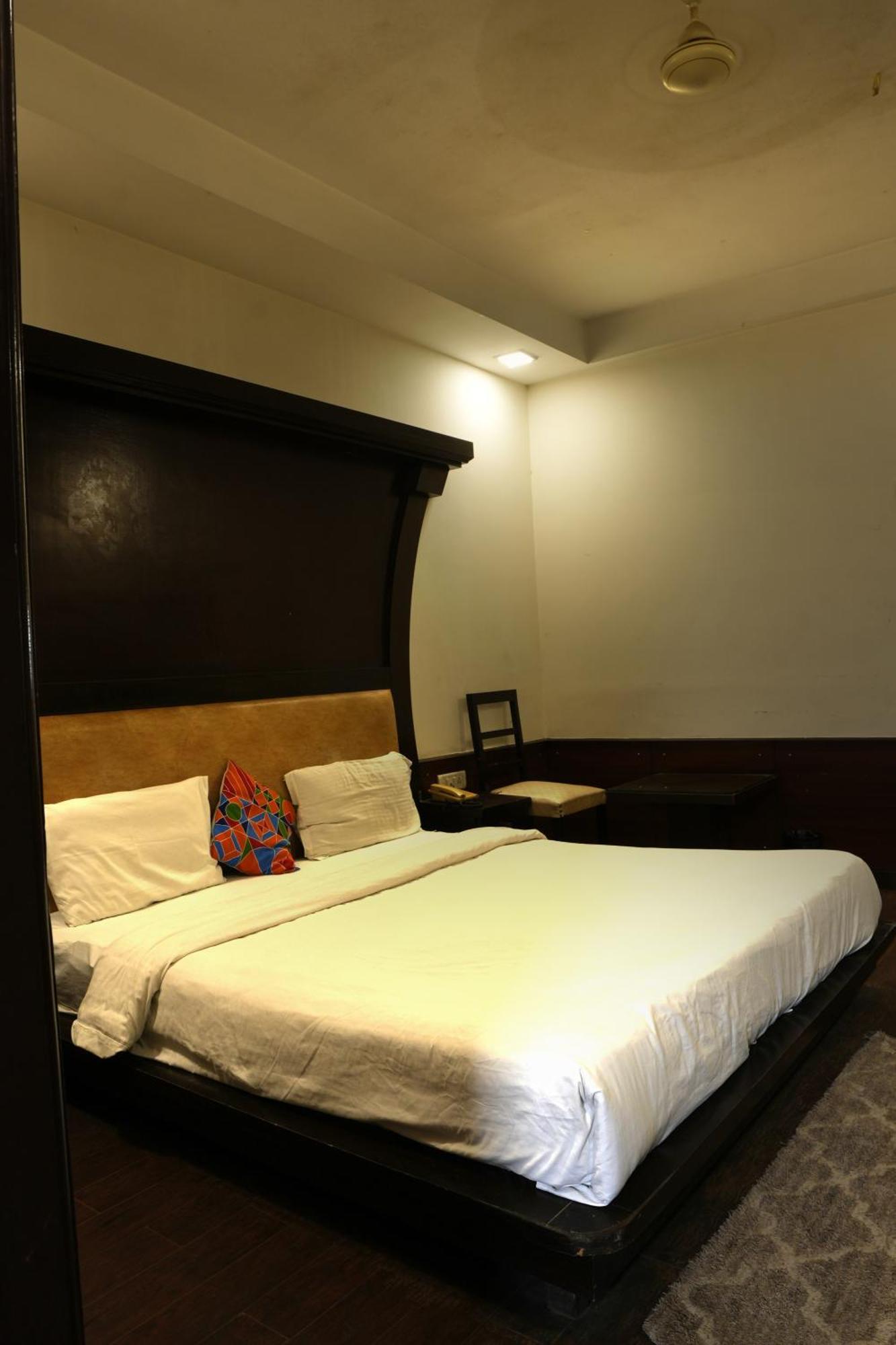 Hotel Elite Sector 45 I Gurgaon Central I Couple Friendly Exterior foto