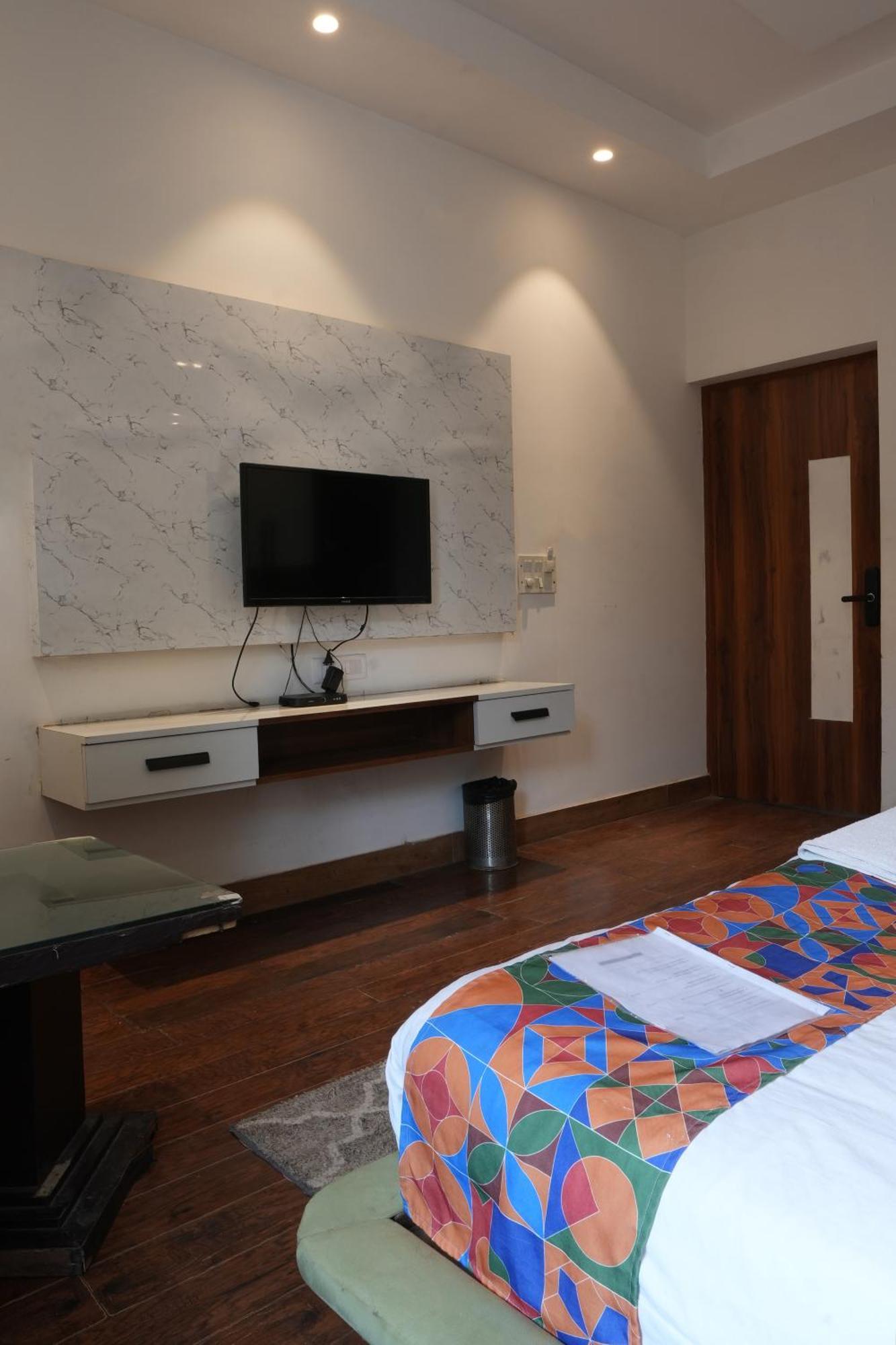 Hotel Elite Sector 45 I Gurgaon Central I Couple Friendly Exterior foto